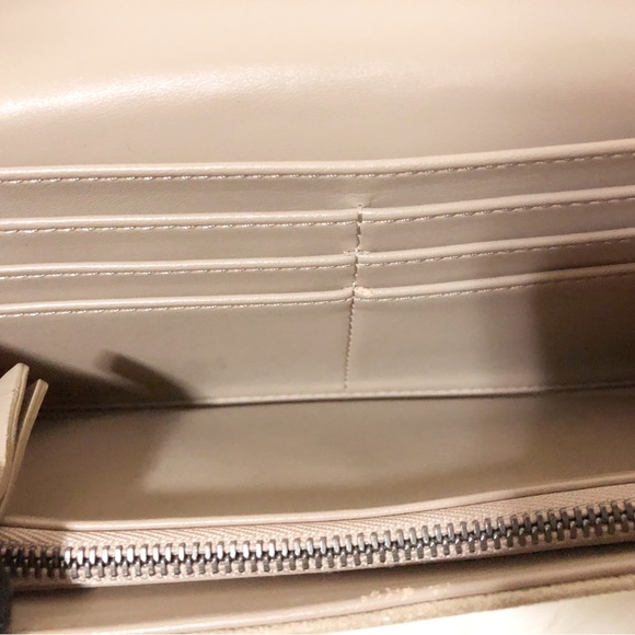 - Authentic Stella McCartney Falabella Beige Long Wallet - Picture 9 of 14